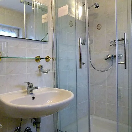 Ferienwohnung Brigitte Staab Lejlighed *
